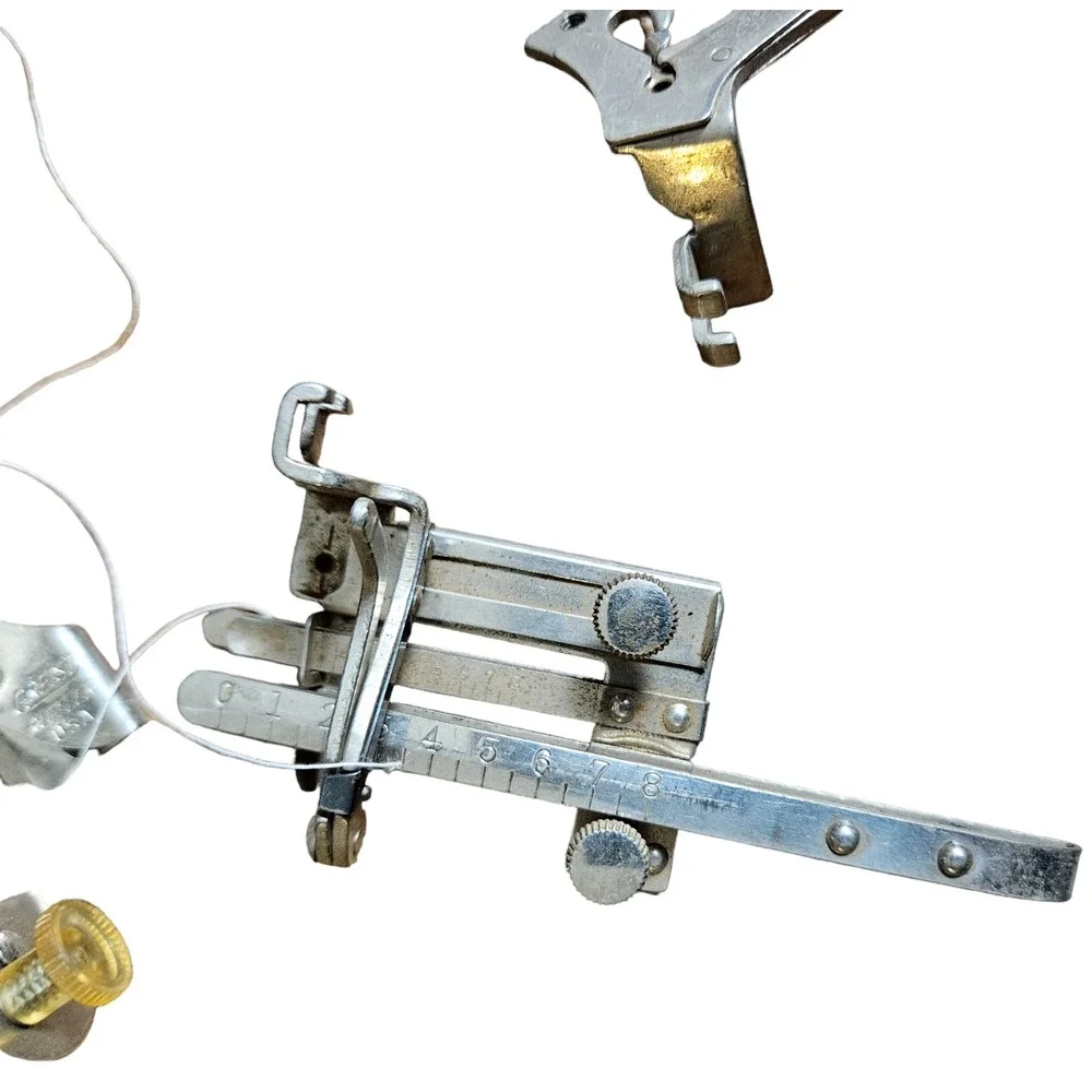 VTG‎ Lot Singer & Greist Ruffler Foot Sewing Machine Attachment in Brother Tin